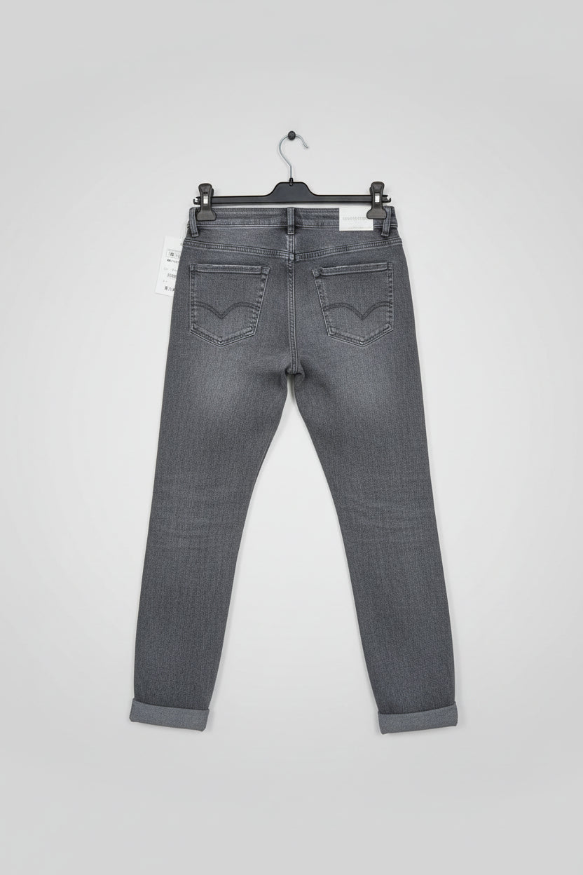 Jean 075-18