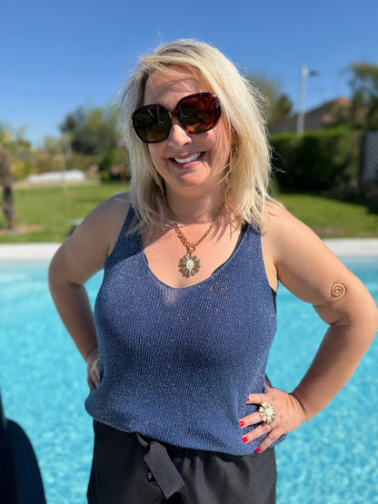 Top Anita