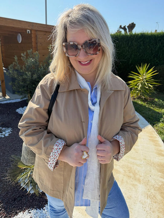 Veste April