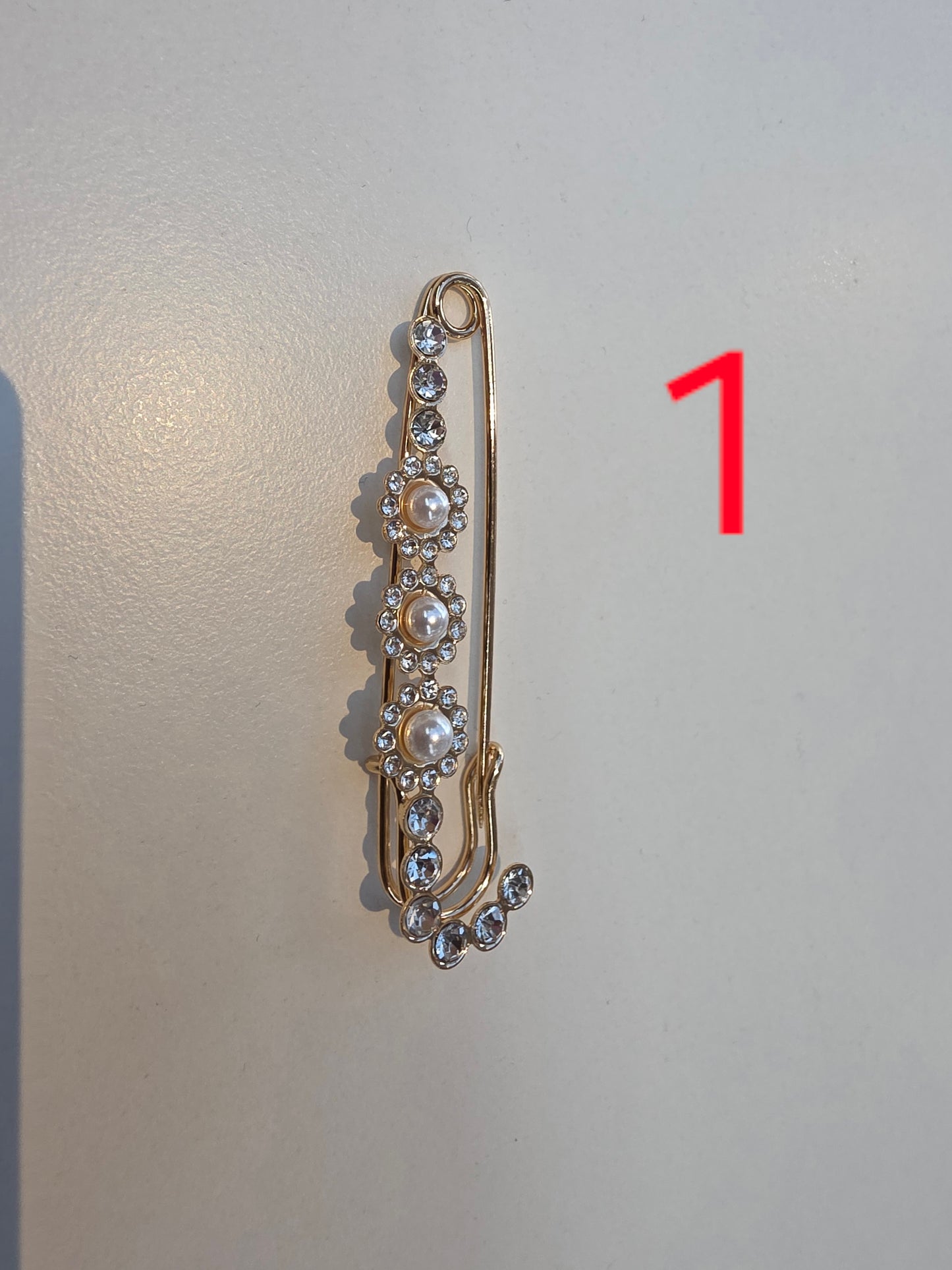 Broche-EF
