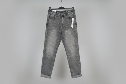 Jean 075-18
