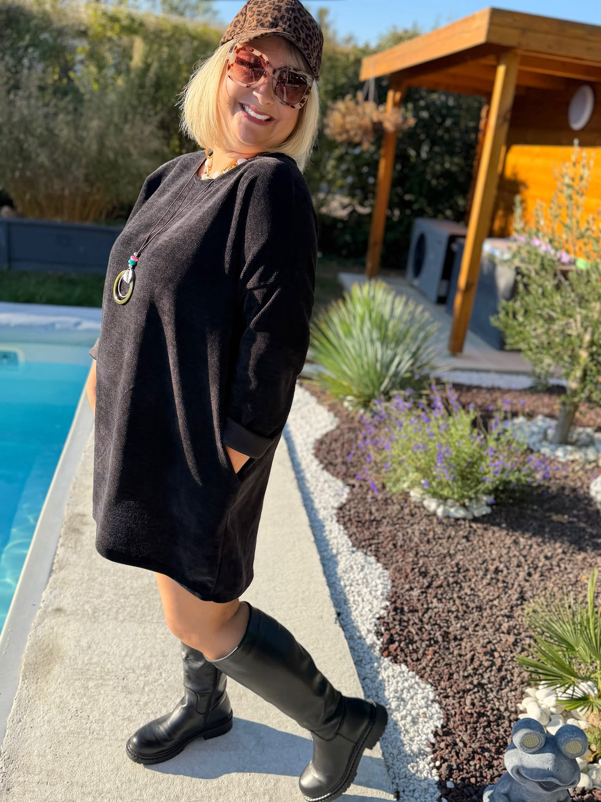 Robe Courte Oda